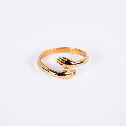 Anello “Abbraccio Eterno” in Argento 925 – Mani che Abbracciano